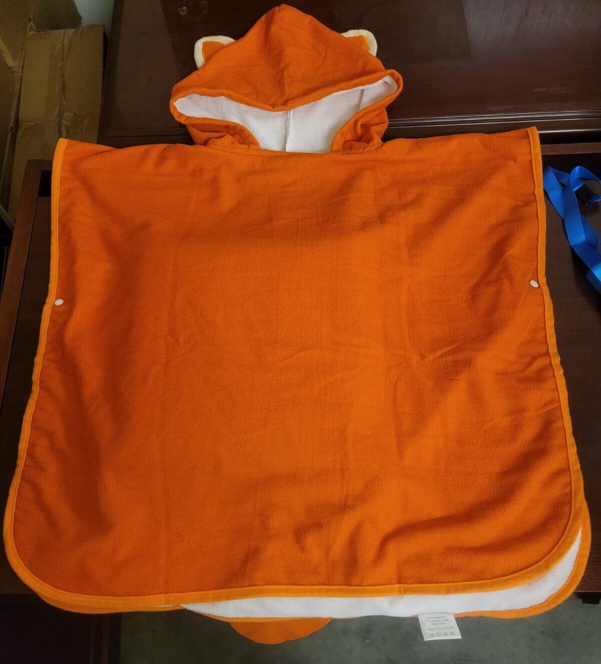 (New) Official Disney Pixar Turning Red Hooded Poncho with Meilin Lee Badge