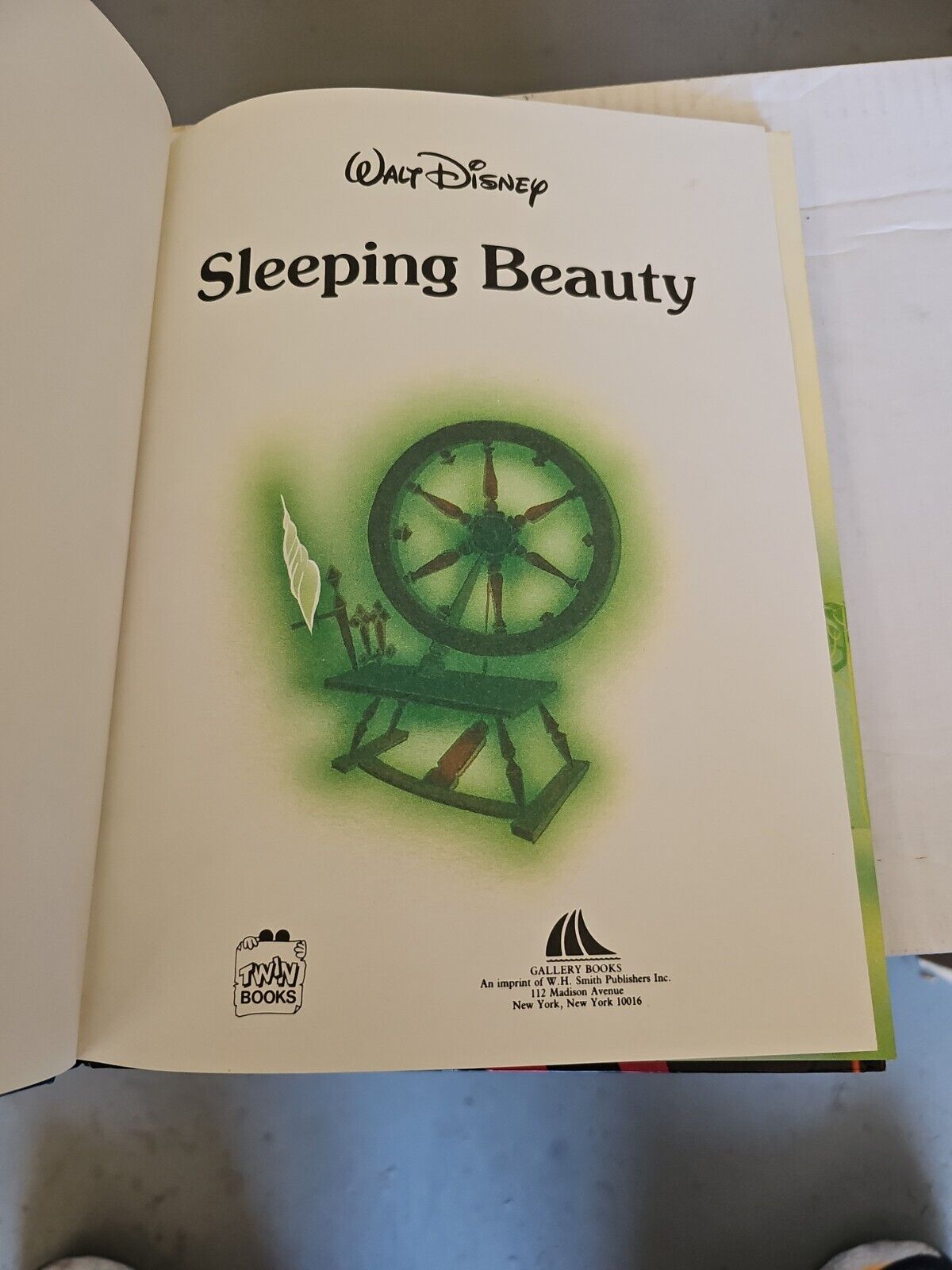 (Disney)Sleeping Beauty Large Hardcover Book 1986 Twin Books First Ed. 2nd Print