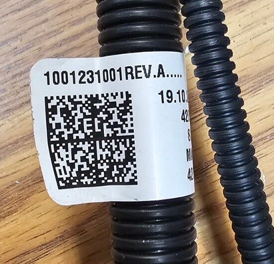 1001231000, 1001231001 HOSE ASSY,DEF,JLG CUMMINS QSF3.8, SUCTION & BACKFLOW