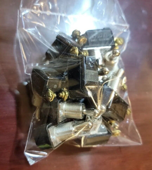 (new) Lot of 10 Eaton 1946 2 Wire Toggle/Interrupt switch