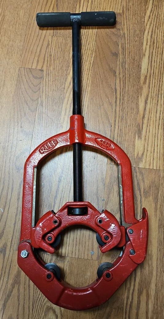 (New) Reed H-6 Hinged 4-Wheel Pipe Cutters Cast/Ductile Pipe 4-6 inch Capacity